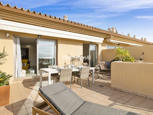 Apartment for sale in Estepona, Marbella