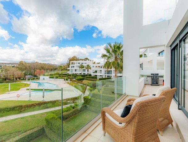 Apartment for sale in New Golden Mile, Marbella