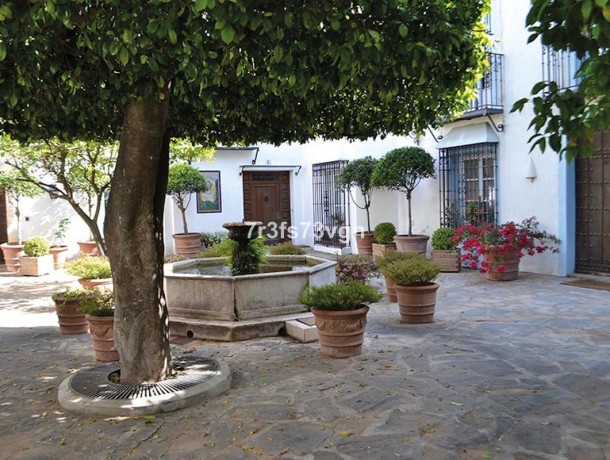 Villa for sale in Marbella, Marbella