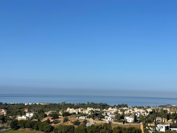Apartment for sale in Elviria, Marbella
