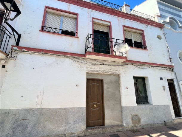 Townhouse for sale in Estepona, Marbella