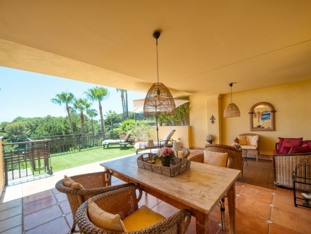 Apartment for sale in Sierra Blanca, Marbella