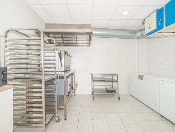 Commercial for sale in Estepona, Marbella