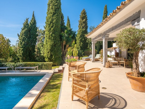 Villa for sale in Hacienda Las Chapas, Marbella