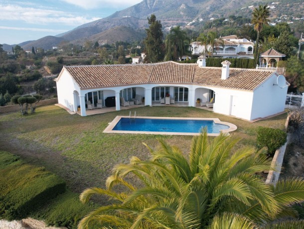 Villa for sale in Mijas, Marbella