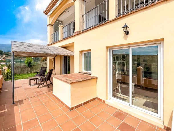 Villa for sale in Mijas Golf, Marbella