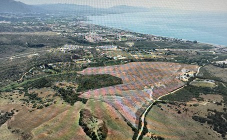 Plot for sale in , Manilva