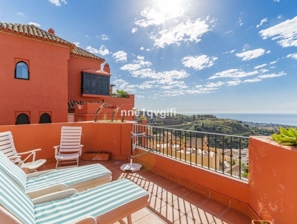 Apartment for sale in Calahonda, Marbella