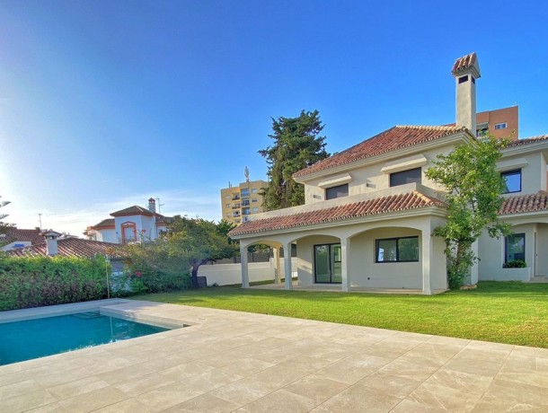 Villa for sale in Marbella, Marbella
