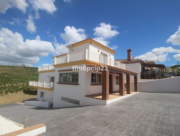 Villa for sale in Manilva, Marbella