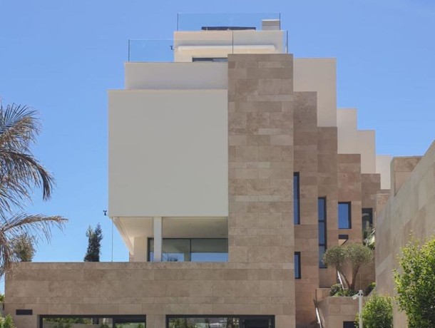 Apartment for sale in La Quinta, Marbella