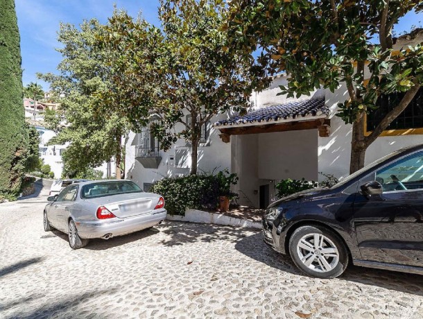 Townhouse for sale in La Heredia, Marbella