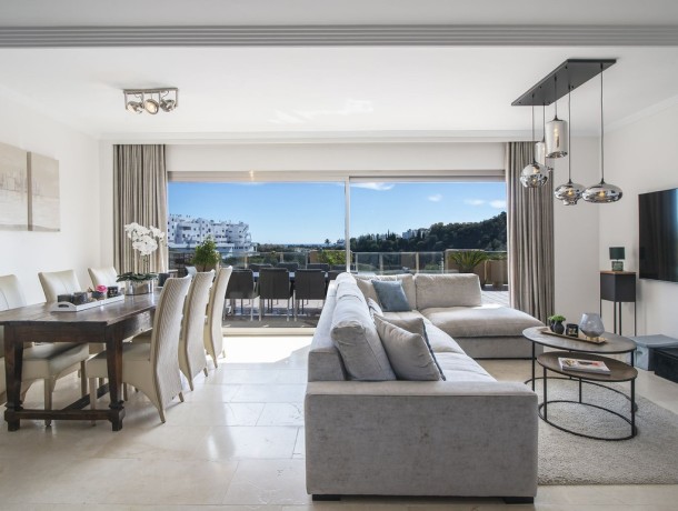 Apartment for sale in Estepona, Marbella