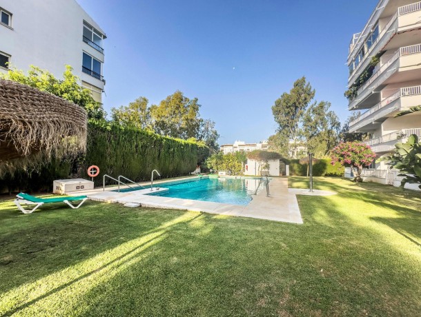 Apartment for sale in The Golden Mile, Marbella