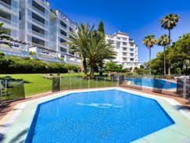 Apartment for sale in Puerto Banús, Marbella