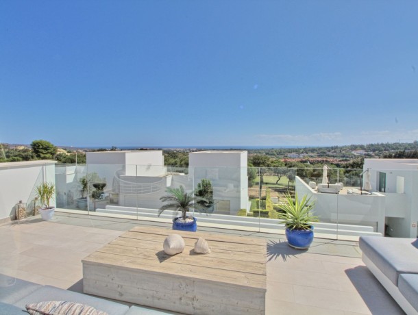 Townhouse for sale in Sotogrande Alto, Marbella