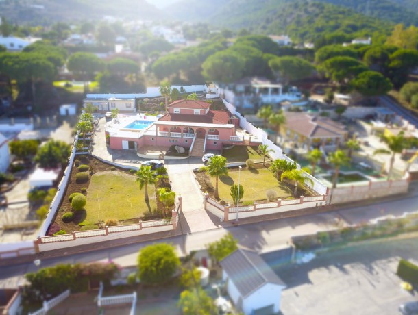 Commercial for sale in Alhaurín de la Torre, Marbella