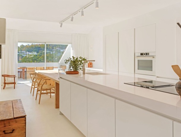 Apartment for sale in Nueva Andalucía, Marbella