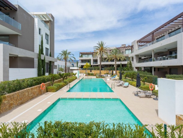 Apartment for sale in Cancelada, Marbella