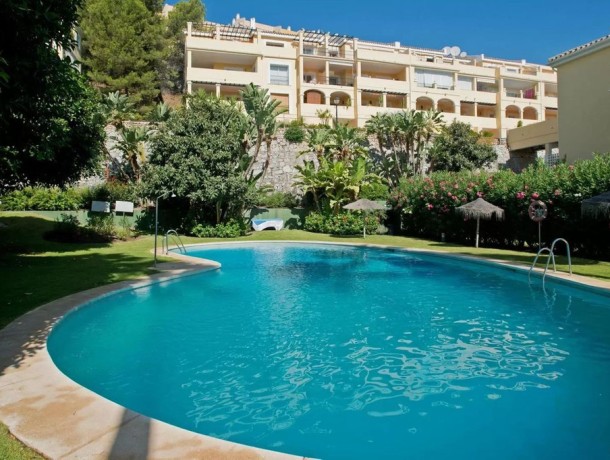 Apartment for sale in La Quinta, Marbella