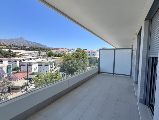 Apartment for sale in Nueva Andalucía, Marbella
