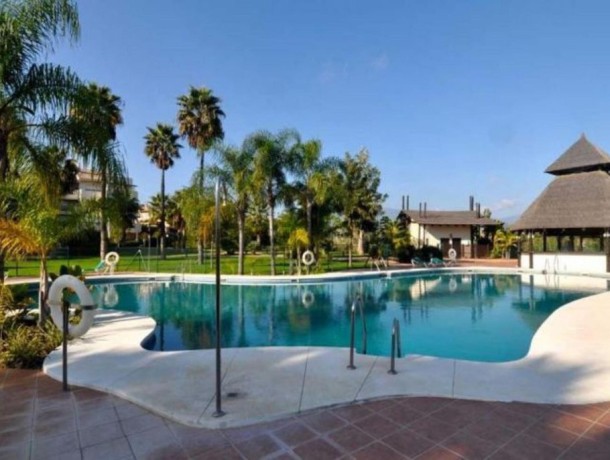 Apartment for sale in Estepona, Marbella