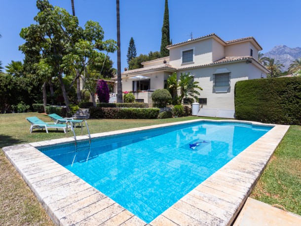 Villa for sale in Marbella, Marbella