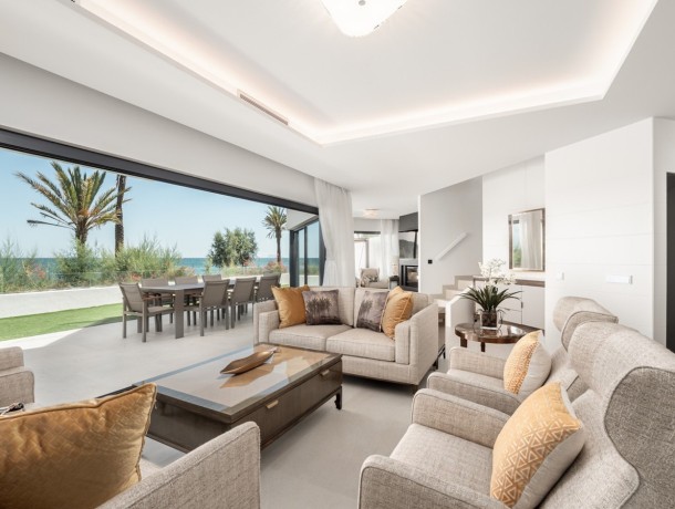Townhouse for sale in Estepona, Marbella
