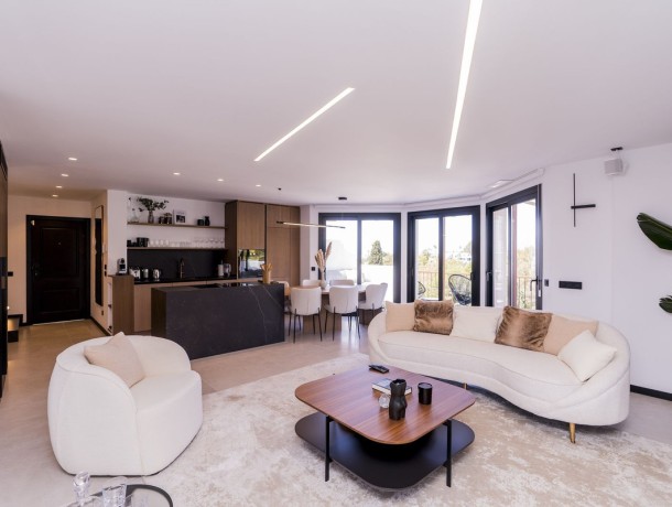 Apartment for sale in The Golden Mile, Marbella
