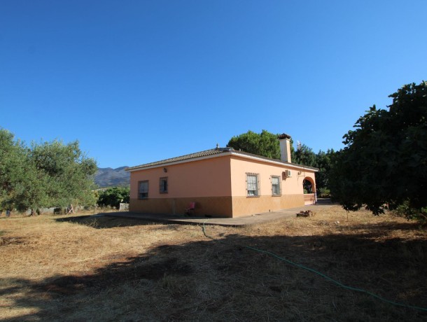 Villa for sale in Alhaurín el Grande, Marbella
