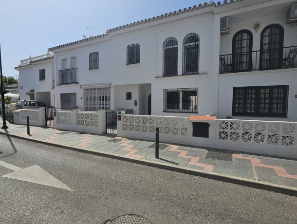Townhouse for sale in La Cala de Mijas, Marbella