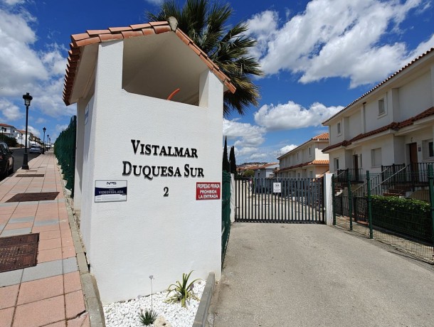 Apartment for sale in La Duquesa, Marbella