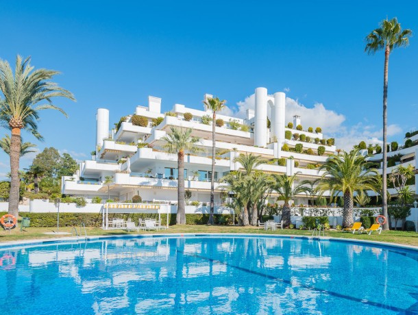 Apartment for sale in The Golden Mile, Marbella