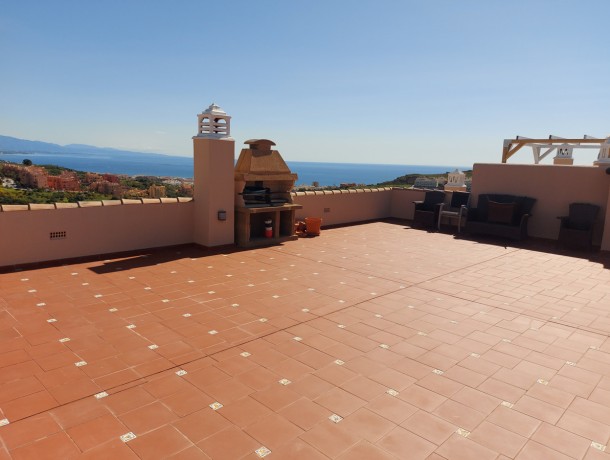 Apartment for sale in La Duquesa, Marbella