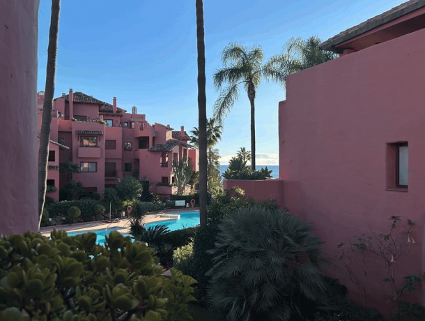 Apartment for sale in Estepona, Marbella