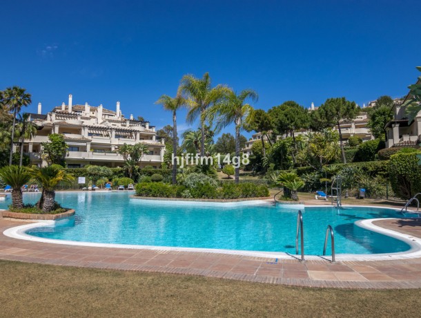Apartment for sale in Benahavís, Marbella