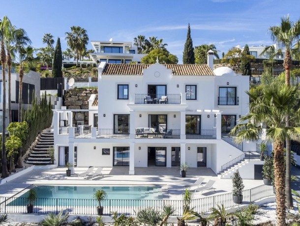 Villa for sale in Los Flamingos, Marbella