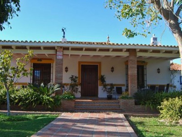 Villa for sale in Alhaurín de la Torre, Marbella