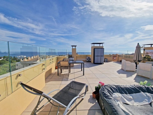 Apartment for sale in Calahonda, Marbella