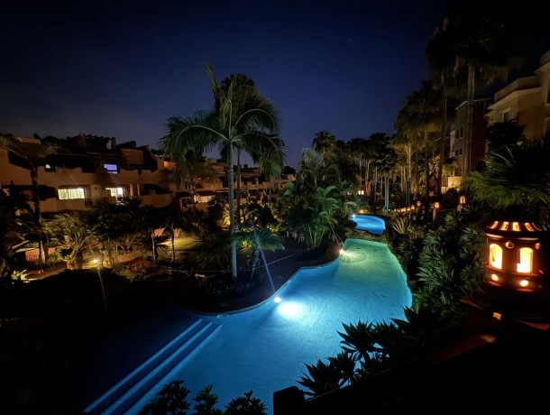 Apartment for sale in Benahavís, Marbella