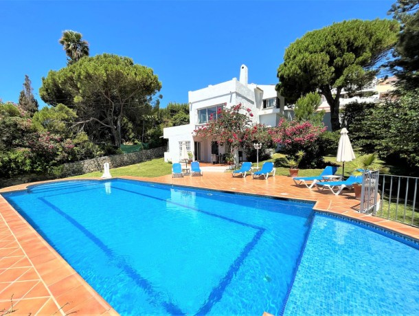 Villa for sale in Casares Playa, Marbella