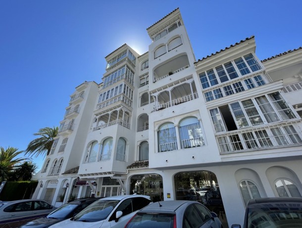 Apartment for sale in Nueva Andalucía, Marbella