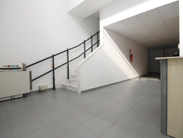 Commercial for sale in Campanillas, Marbella