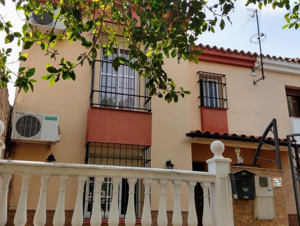 Townhouse for sale in Campanillas, Marbella