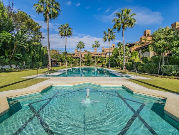 Apartment for sale in Guadalmina Baja, Marbella