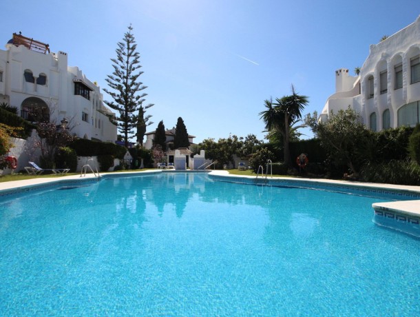 Apartment for sale in Calahonda, Marbella