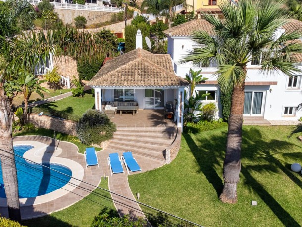 Villa for sale in Elviria, Marbella
