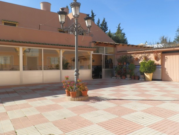 Commercial for sale in Benahavís, Marbella