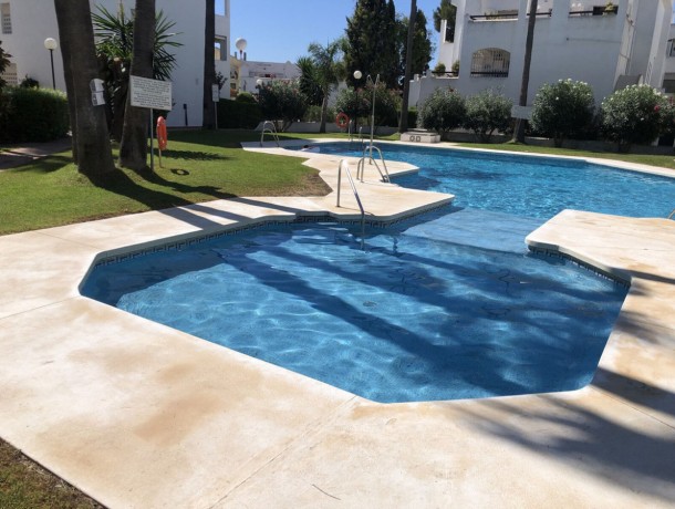 Apartment for sale in El Paraiso, Marbella