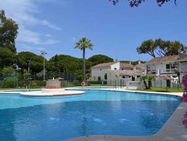 Townhouse for sale in Elviria, Marbella